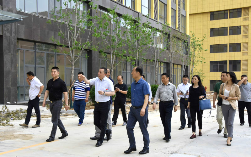 史同偉董事長(zhǎng)到濟(jì)南科風(fēng)投公司考察調(diào)研