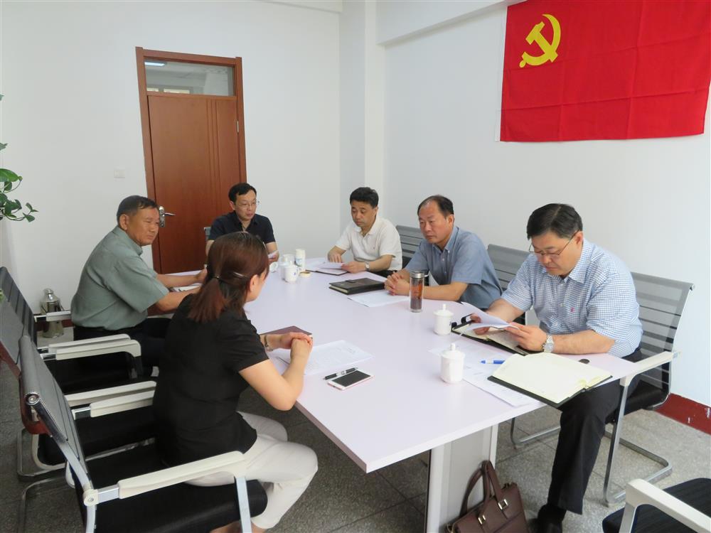 史同偉董事長(zhǎng)到產(chǎn)發(fā)企管集團(tuán)所屬企業(yè)調(diào)研